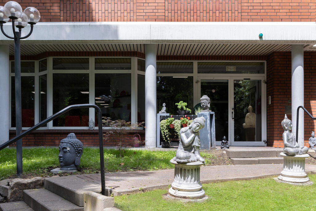 Der Eingangsbereich des Seniorenheims an der Grabenstraße.